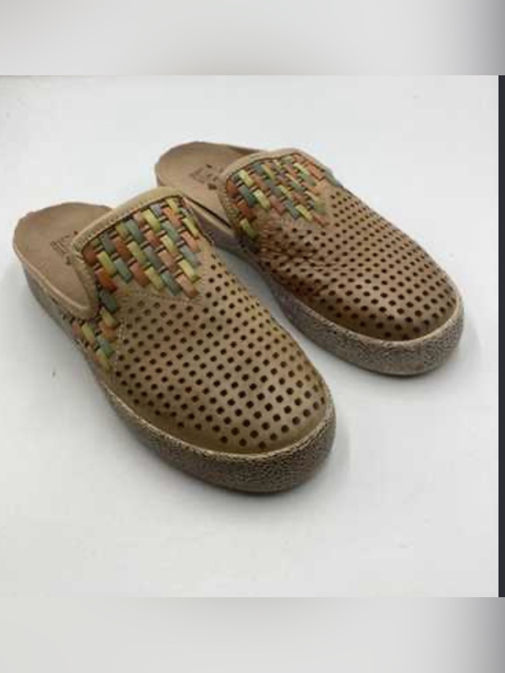 L’ARTISTE SPRING STEP Perforated Leather Slip-On Flats Mules in Tan multicolor